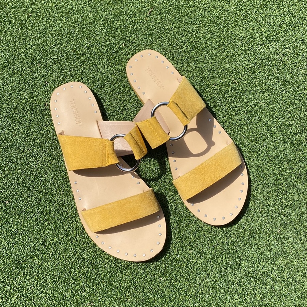 [Topshop] Mustard Yellow Ring Sandals